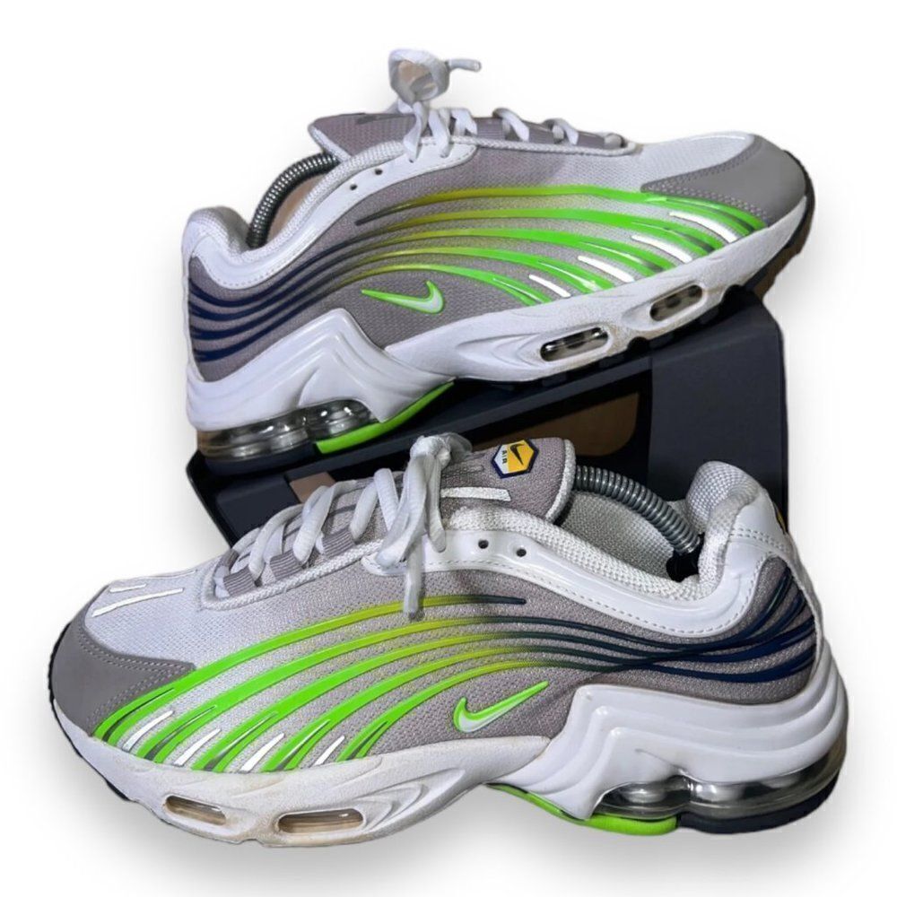 Nike Air Max Plus 2‎ GS College Grey/Electric Green CT4383-002 Youth 7